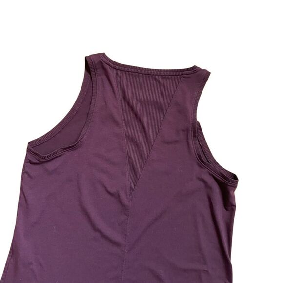 ATHLETA Essence Semi Fit Tank Top burgundy size Small - Picture 6 of 8